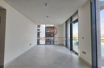 شقة - غرفة نوم - 2 حمامات للايجار في رزيدينسز 30 - المنطقة وان - مدينة الشيخ محمد بن راشد - دبي