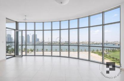 Apartment - 3 Bedrooms - 5 Bathrooms for rent in Al Heera Tower - Al Majaz 1 - Al Majaz - Sharjah