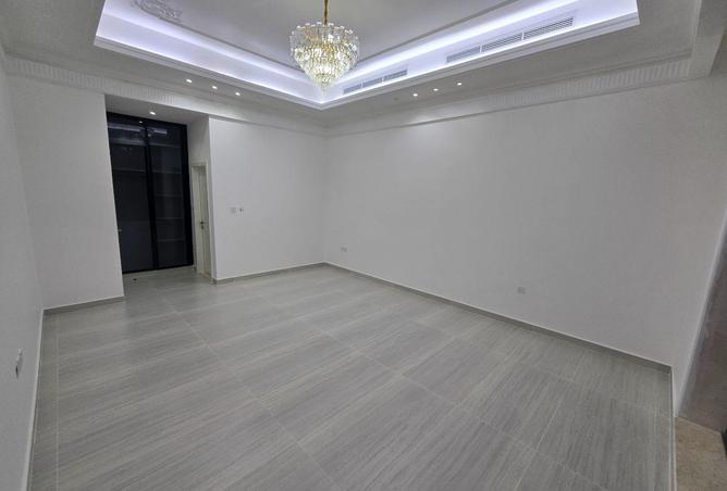 82351133 - Property Image 2