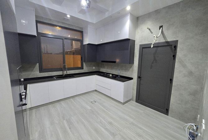 82351133 - Property Image 3