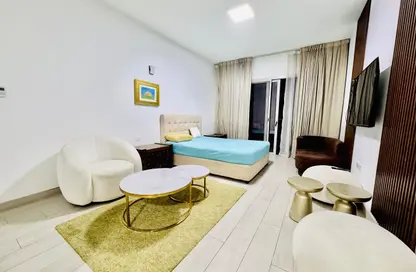 شقة - 1 حمام للايجار في إيزي 19 - المدينة العالمية المرحلة 2 - 4 الورسان - الورسان - دبي