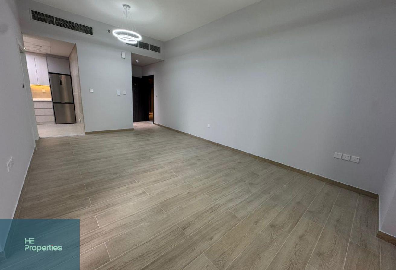 PRIME LOCATION | SPACIOUS | READY TO MOVE photo 3