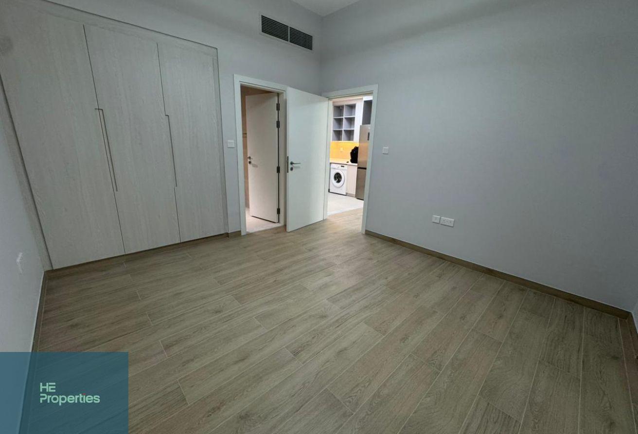 PRIME LOCATION | SPACIOUS | READY TO MOVE photo 13