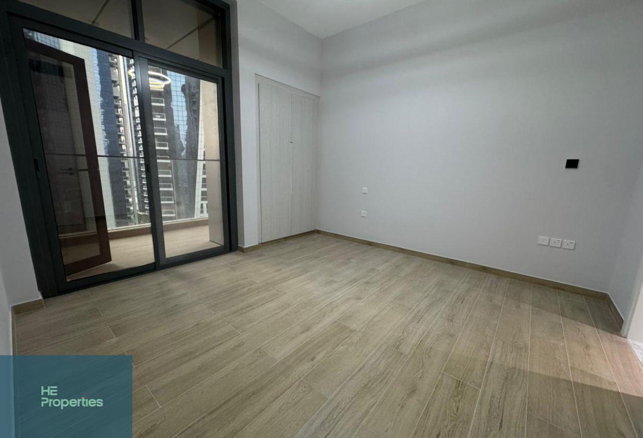 PRIME LOCATION | SPACIOUS | READY TO MOVE photo 9