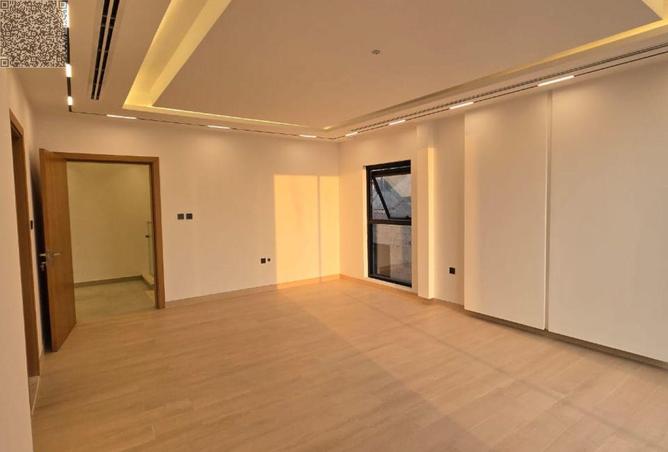 105126406 - Property Image 2