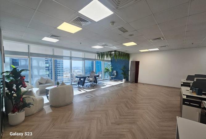 122451163 - Property Image 2