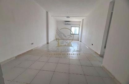 Apartment - 2 - 2 for rent in Al Khudayra Building - Al Ghuair - Al Gharb - Sharjah