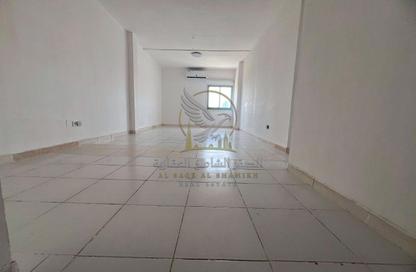 Apartment - 2 - 2 for rent in Al Khudayra Building - Al Ghuair - Al Gharb - Sharjah