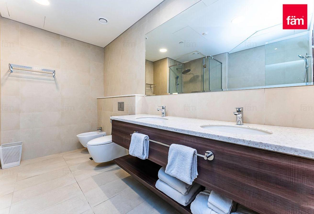 Full Palm and Sea View | 5 star Hote Serviced photo 14