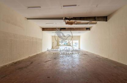 Warehouse - Studio - 1 Bathroom for rent in Industrial Building 13 - Industrial Area 13 - Sharjah Industrial Area - Sharjah