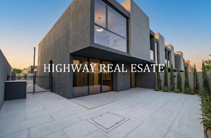 Townhouse - 4 - 5 for rent in Saro - Masaar - Tilal City - Sharjah