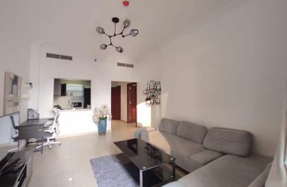 Apartment - 1 - 2 for rent in Plaza Residences 2 - Plaza Residences - District 13 - Jumeirah Village Circle - Dubai
