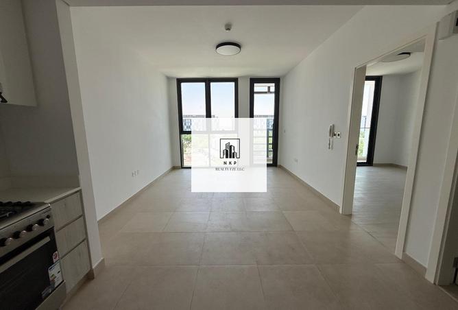 121120524 - Property Image 2