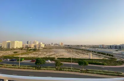 Apartment - 2 Bedrooms - 3 Bathrooms for sale in Mazaya 25 - Queue Point - Liwan - Dubai Land - Dubai