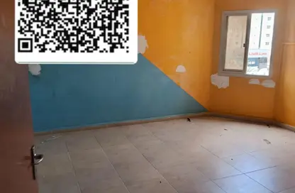 Apartment - 2 Bedrooms - 1 Bathroom for rent in Bu Tina - Al Sharq - Sharjah