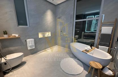 Villa - 5 Bedrooms - 7 Bathrooms for sale in Ajman Hills - Al Alia - Ajman