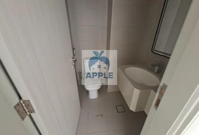 161427222 - Property Image 3