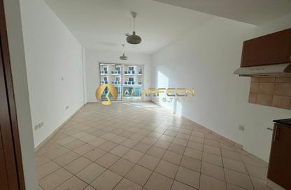 Apartment - Studio - 1 Bathroom for rent in Lago Vista B - Lago Vista - Dubai Production City (IMPZ) - Dubai