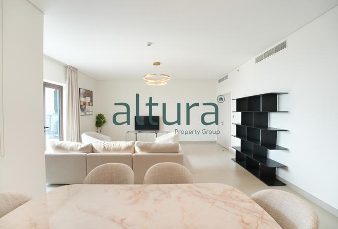 3-bed apartment in Views F · Terrace — photo 2