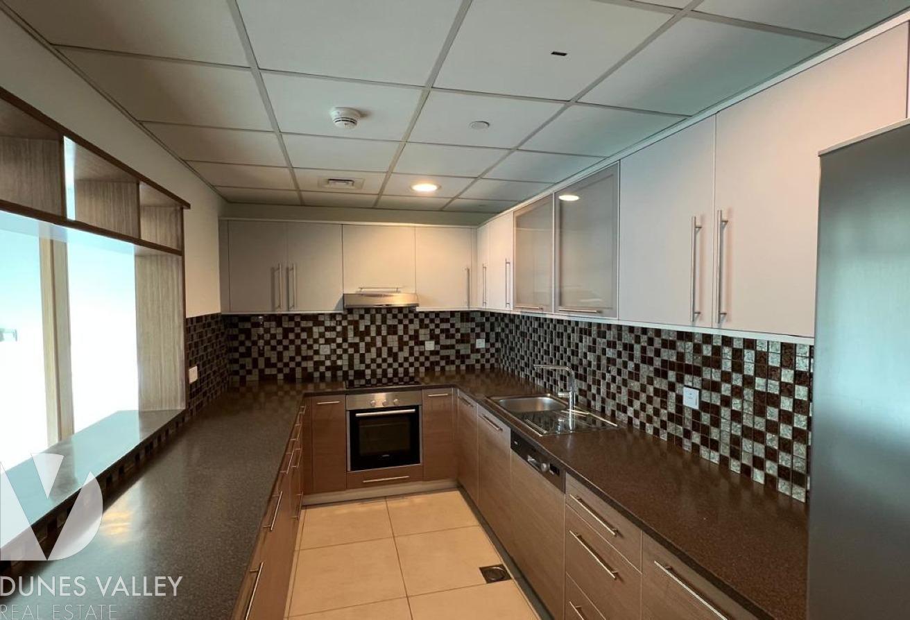 Luxurious | Prime Location |Burj Khalifa Area View photo 4