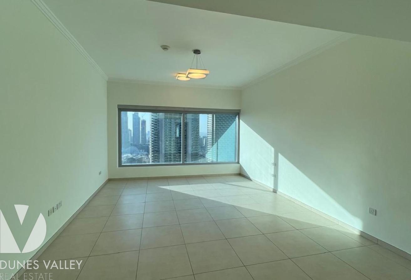Luxurious | Prime Location |Burj Khalifa Area View photo 5