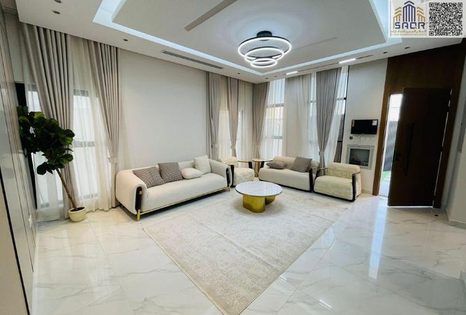 92281607 - Property Image 2