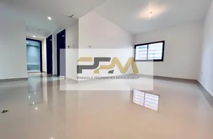Apartment - 1 Bedroom - 1 Bathroom for rent in Hamdan Street - Abu Dhabi