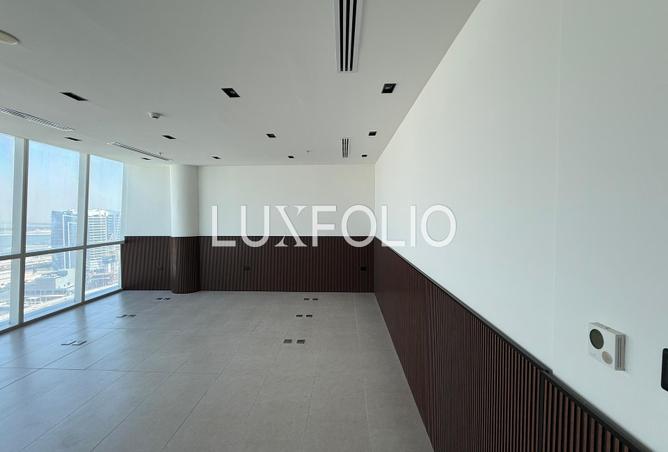 53172369 - Property Main Image