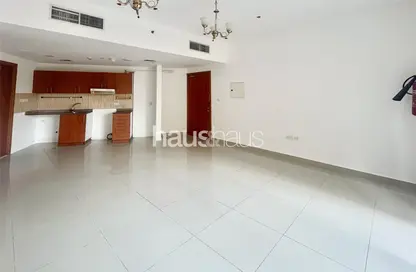 شقة - غرفة نوم - 2 حمامات للايجار في C برج - ليك سايد ريزيدنس - مدينة دبي للإنتاج (اي ام بي زد) - دبي