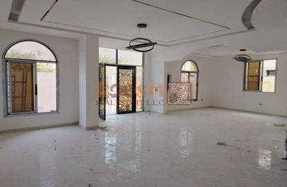 Villa - 5 Bedrooms - 6 Bathrooms for sale in Al Yasmeen 1 - Al Yasmeen - Ajman