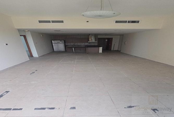 73844372 - Property Main Image