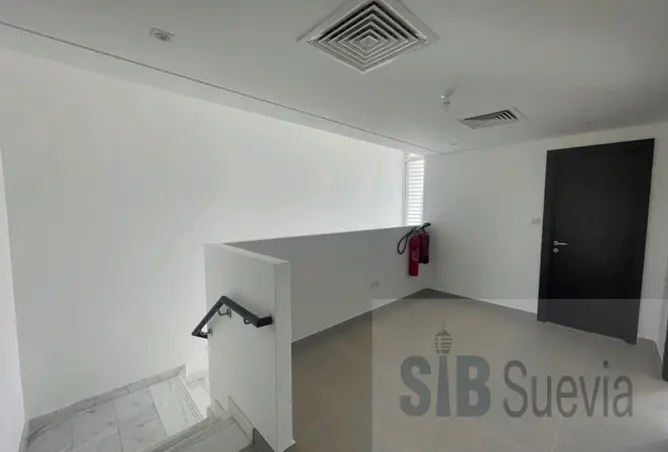 156939960 - Property Image 3