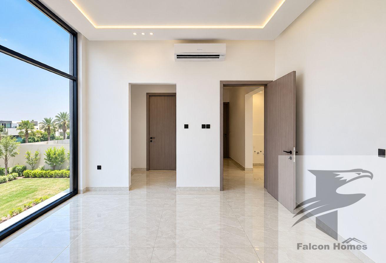 Brand New 4BR Villa with Garden | Ready to Move photo 9