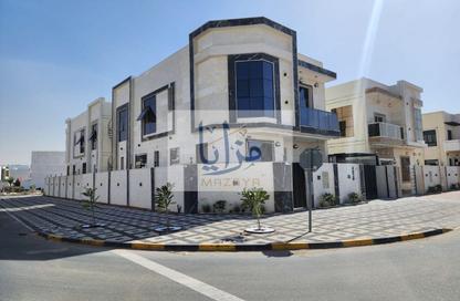 فيلا - 5 غرف نوم - 7 حمامات للبيع في الزاهية جاردنز - الزاهية - عجمان