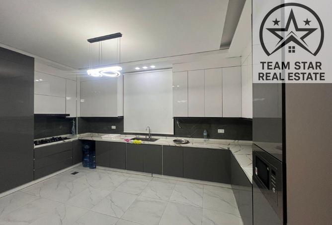 121102702 - Property Image 3