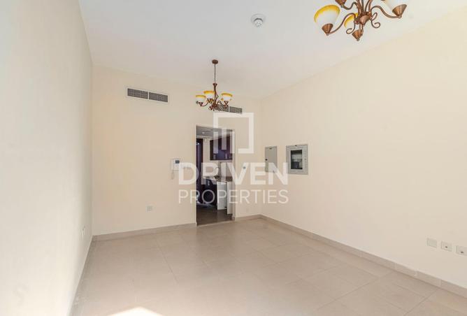 76970111 - Property Image 3