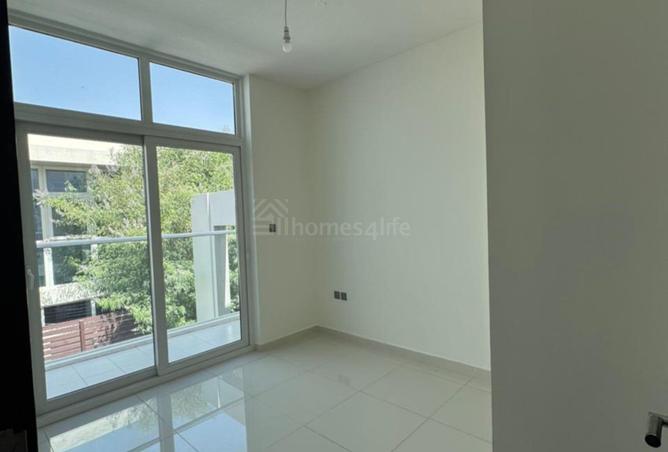 104261451 - Property Image 3