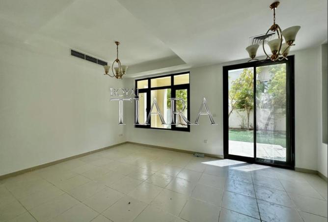 135143008 - Property Main Image