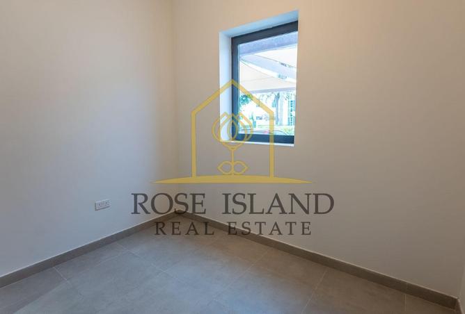 77386091 - Property Image 3