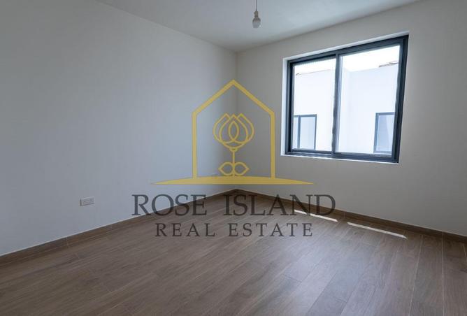 77386091 - Property Image 2