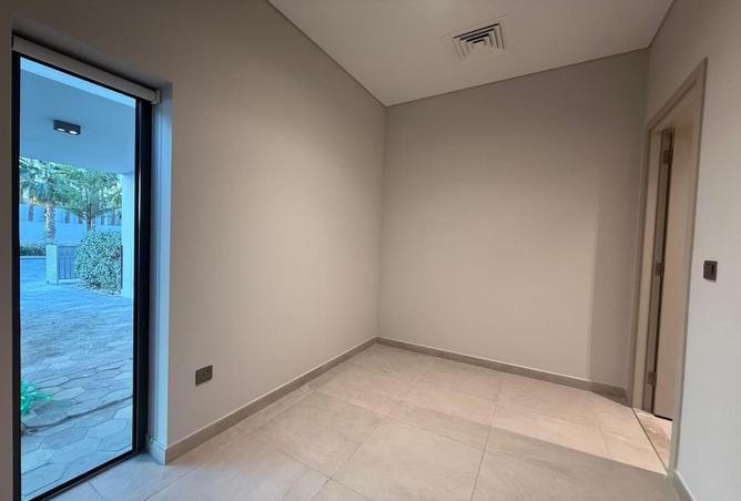 85733883 - Property Main Image