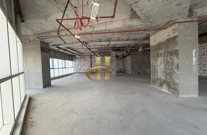 مكتب - غرفة نوم - 2 حمامات للايجار في ذا كورت تاور - الخليج التجاري - دبي