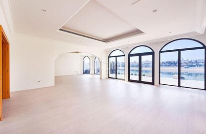 Villa - 4 Bedrooms - 5 Bathrooms for rent in Garden Homes Frond L - Garden Homes - Palm Jumeirah - Dubai