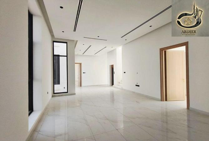 74251546 - Property Image 3