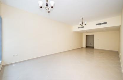 Apartment - 3 Bedrooms - 2 Bathrooms for rent in Al Taawun Street - Al Taawun - Sharjah