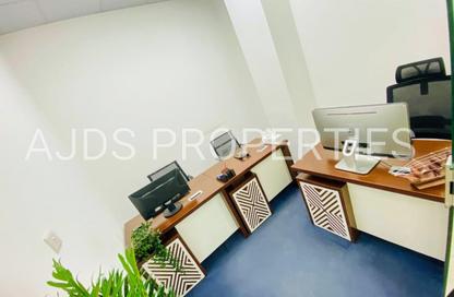 Office Space - Studio - 1 Bathroom for rent in Red Avenue - Al Garhoud - Dubai