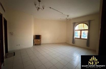 شقة - غرفة نوم - 2 حمامات للبيع في طراز أسباني - المدينة العالمية - دبي شقة - غرفة نوم - 2 حمامات للبيع في طراز أسباني - المدينة العالمية - دبي
