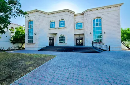Villa - 5 Bedrooms for rent in Al Barsha South 1 - Al Barsha South - Al Barsha - Dubai