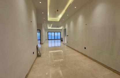 Villa - 5 Bedrooms - 7 Bathrooms for rent in Nad Al Sheeba Creset - International City Phase 2 - Al Warsan 4 - Al Warsan - Dubai