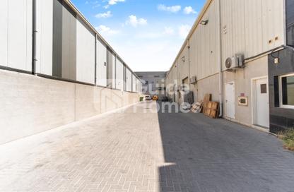 Warehouse - Studio - 3 Bathrooms for rent in Dubai Investment Park 2 (DIP 2) - Dubai Investment Park (DIP) - Dubai Warehouse - Studio - 3 Bathrooms for rent in Dubai Investment Park 2 (DIP 2) - Dubai Investment Park (DIP) - Dubai